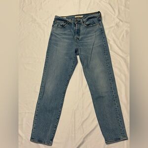 Levi’s Premium Wedgie Fit Button Fly Jeans – Size 27